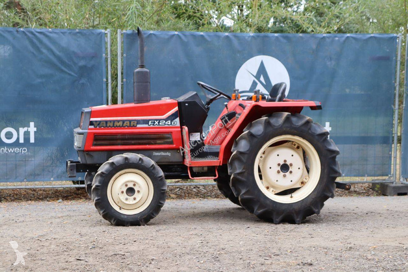 جرار زراعي Yanmar FX24D