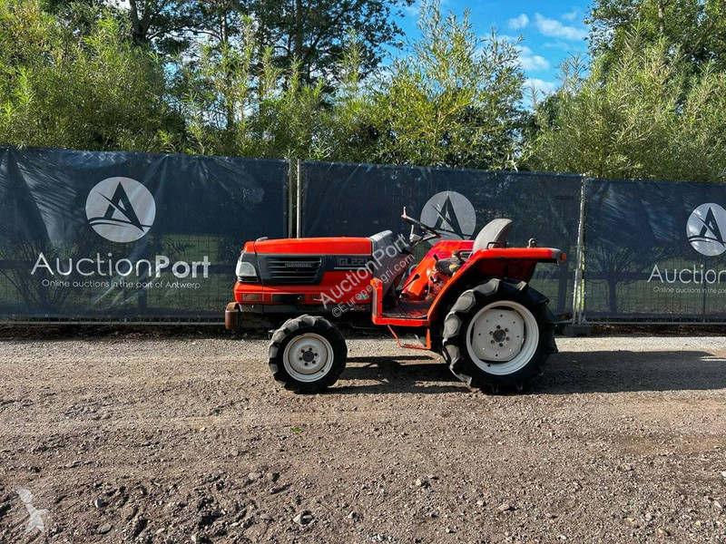 Tractor agrícola Kubota GL221 Grandel