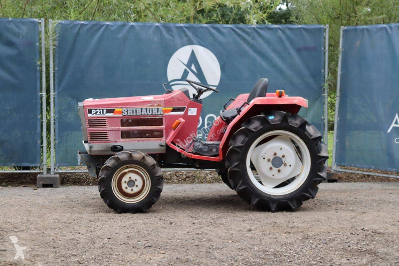 Tracteur agricole Shibaura P21F