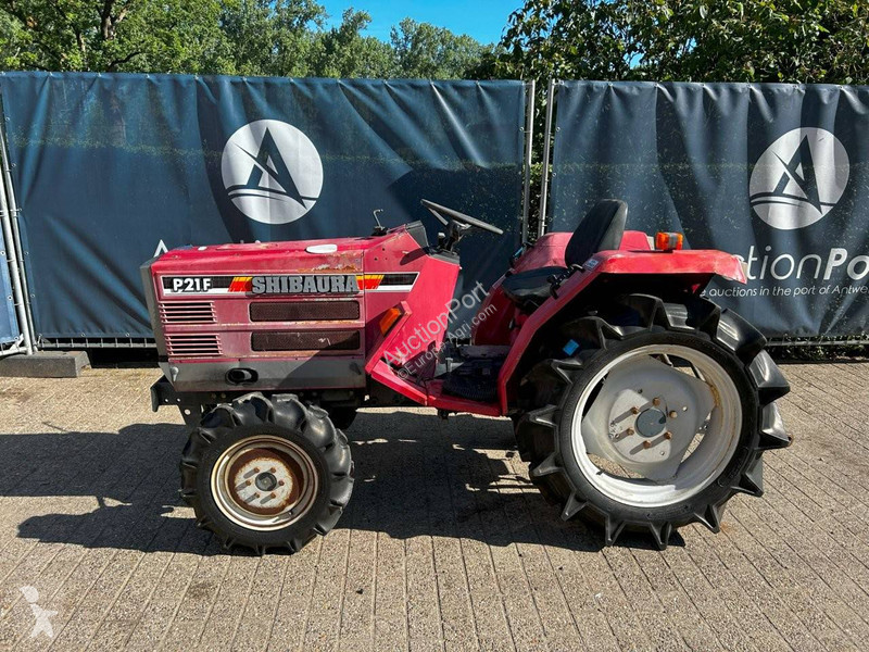 Tracteur agricole Shibaura P21F