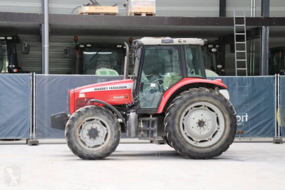 Tracteur agricole Massey Ferguson MF5445/4WD