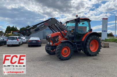 Zemědělský traktor Kubota M105 GX-III + MX T410 endommagé