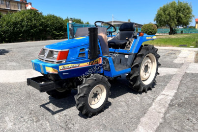 Tracteur agricole Iseki TU170F 4x4