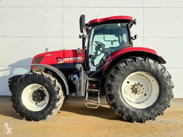 Lantbrukstraktor New Holland