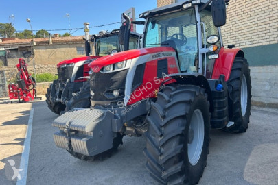 Lantbrukstraktor Massey Ferguson