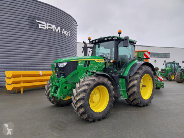 Tracteur agricole John Deere