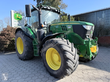 Tracteur agricole John Deere