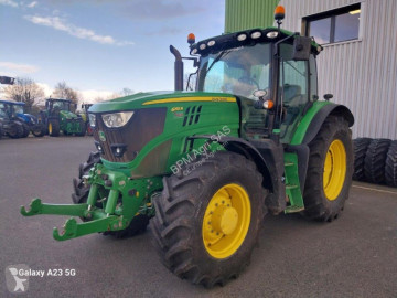 Tracteur agricole John Deere