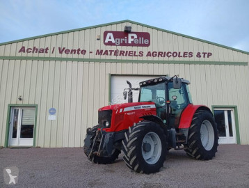 Tracteur agricole Massey Ferguson