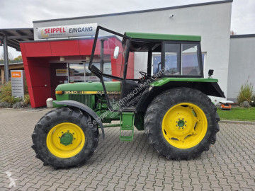 Tracteur agricole John Deere 2140 AS