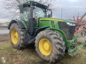 John Deere7R