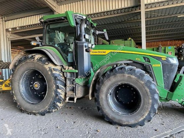 John Deere7R