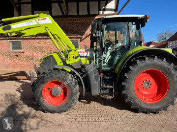 Lantbrukstraktor Claas