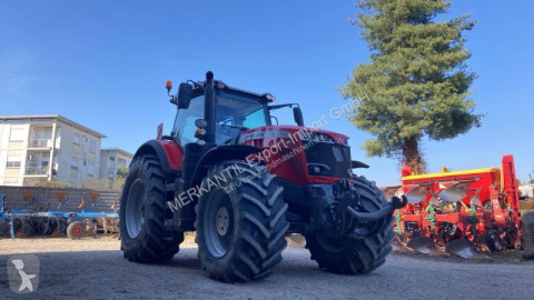 Lantbrukstraktor Massey Ferguson 8740S Dyna VT Exclusive