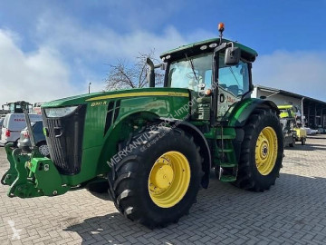 Lantbrukstraktor John Deere 8R 8310R