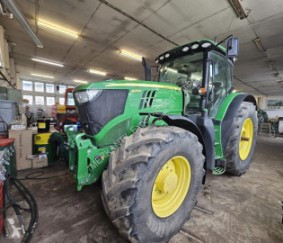 Lantbrukstraktor John Deere