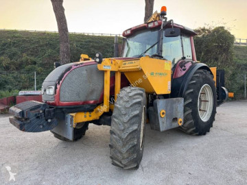 Tracteur forestier Valtra