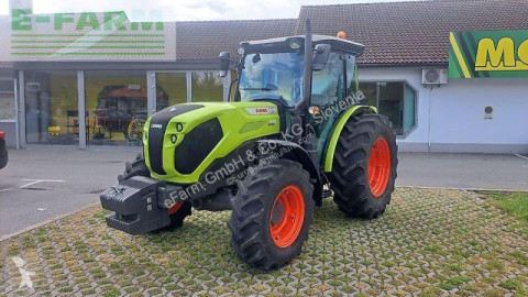 Lantbrukstraktor Claas