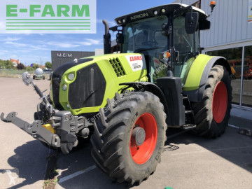 Tracteur agricole Claas