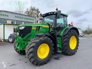 Tracteur agricole John Deere 6r215