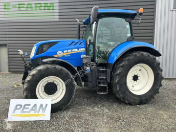 Tracteur agricole New Holland