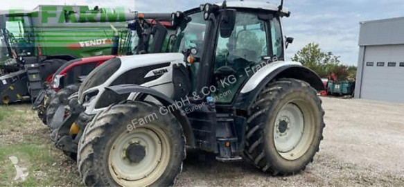 Tracteur agricole Valtra n135d