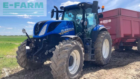 Tracteur agricole New Holland