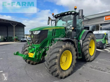 Tracteur agricole John Deere 6250r commandpro