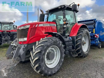 Tracteur agricole Massey Ferguson