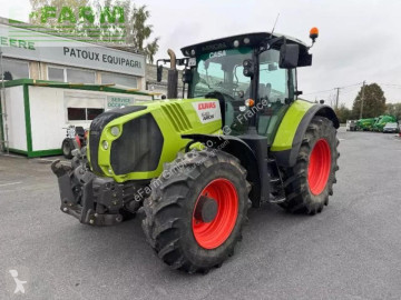 Tracteur agricole Claas