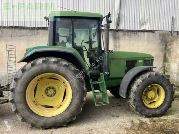 Tracteur agricole John Deere