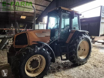 Ciągnik Renault temis 650 z