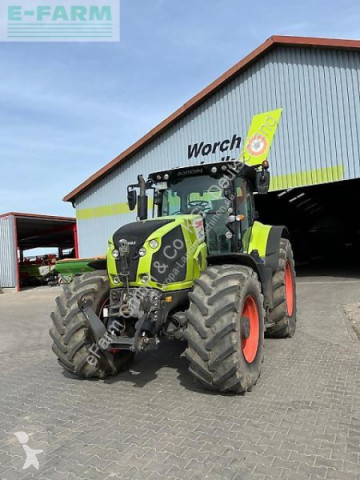Lantbrukstraktor Claas