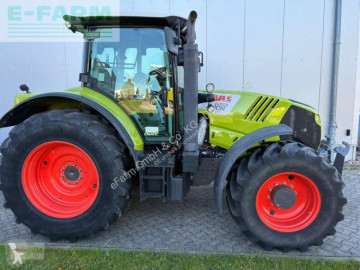 Tractor agrícola Claas