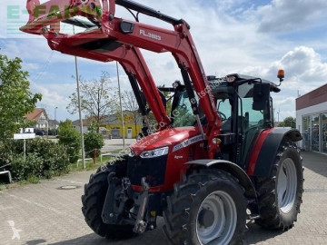 Lantbrukstraktor Massey Ferguson 5711 m dyna-4