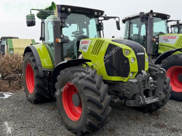 Traktor Claas