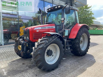 Lantbrukstraktor Massey Ferguson 6470 dynashift mit fzw