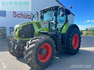 Tracteur agricole Claas