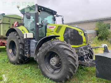 Tracteur agricole Claas