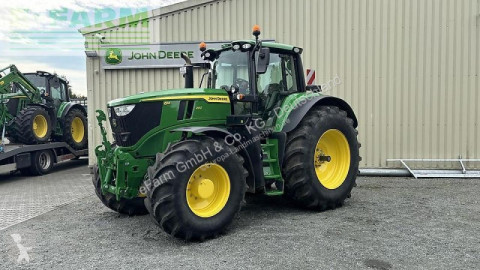 Tracteur agricole John Deere