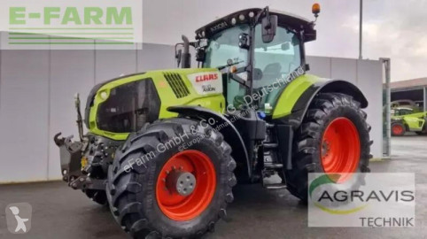 Tracteur agricole Claas