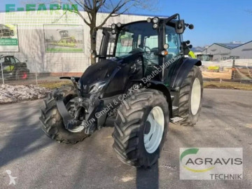 Lantbrukstraktor Valtra g 135 a 1b9