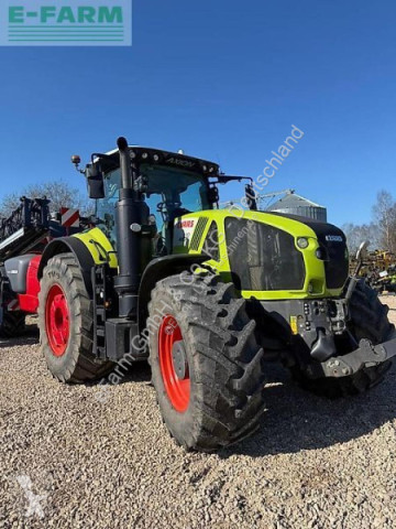 Lantbrukstraktor Claas