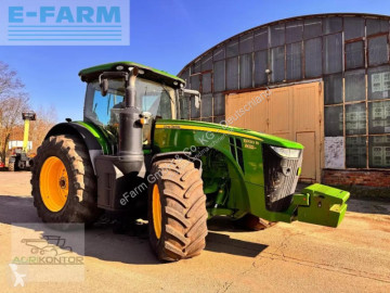 Lantbrukstraktor John Deere 8320r # e23