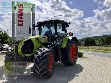 Traktor Claas