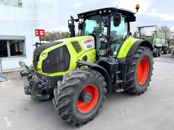 Trattore Claas