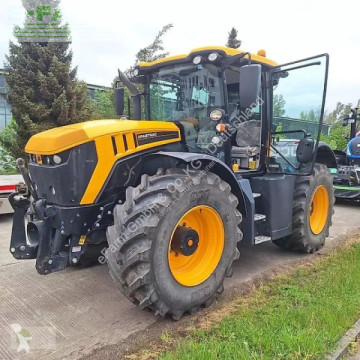Lantbrukstraktor JCB fastrac 4220