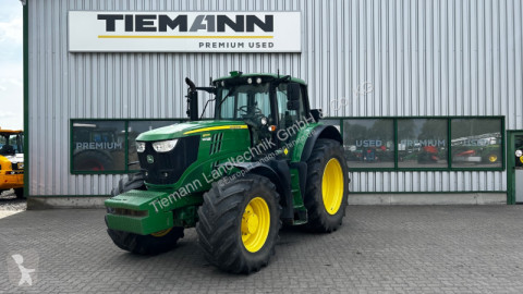 Tracteur agricole John Deere 5M 619