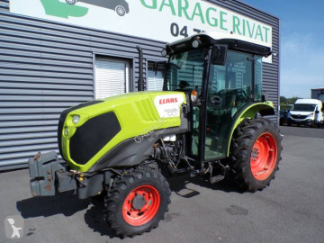 Tracteur vigneron Claas
