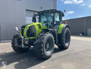 Tracteur agricole Claas neuf